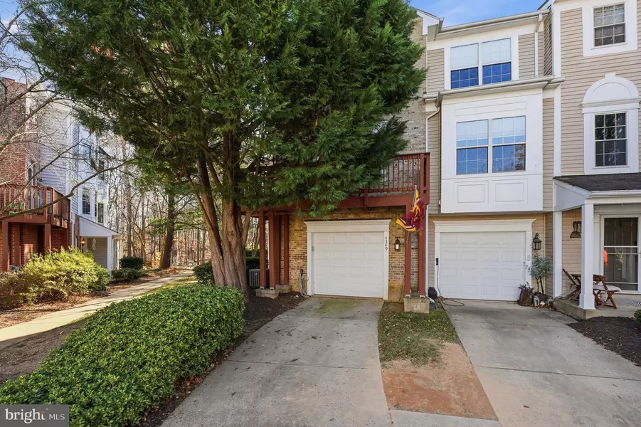 4349 HACKNEY COACH LN #158, Fairfax, VA 22030