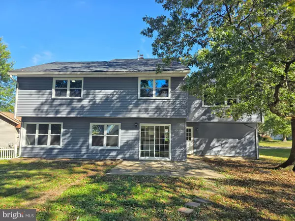 Marlton, NJ 08053,15 ERYNWOOD AVE