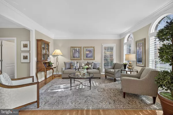 Fairfax, VA 22033,12802 HOLLY GROVE CT