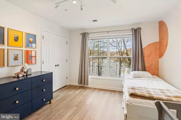 Germantown, MD 20874,20406 SHORE HARBOUR DR #4-F