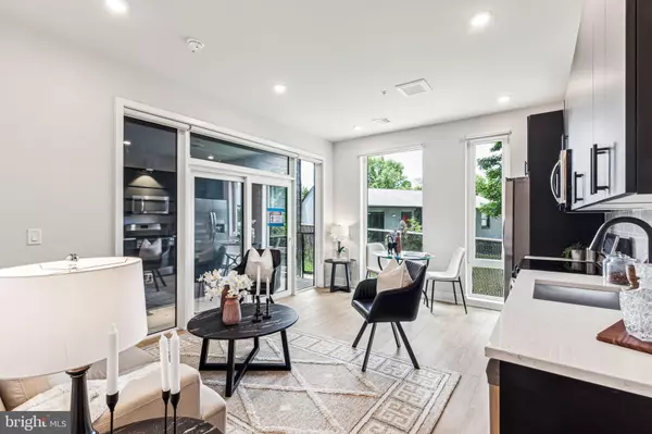 Philadelphia, PA 19128,6910 RIDGE AVE #415