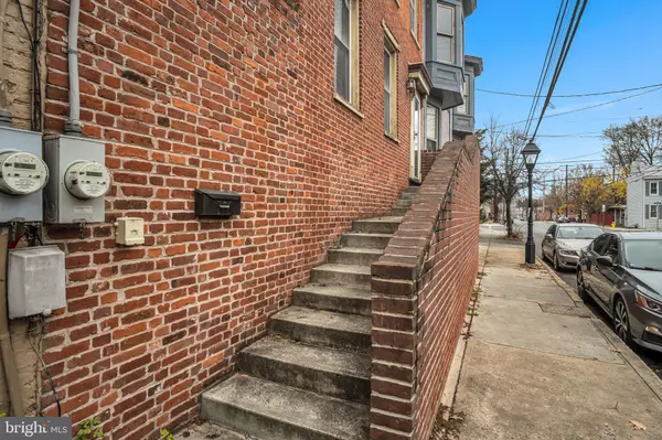 Carlisle, PA 17013,150 N PITT ST