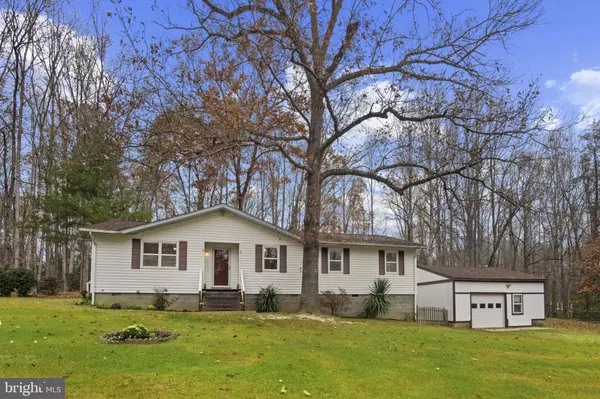 11013 FOREST HOLLOW DR, Bumpass, VA 23024