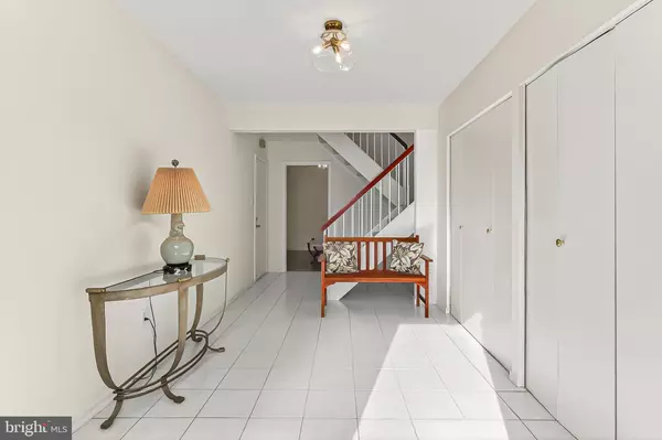 Fairfax, VA 22031,3003 MISSION SQUARE DR