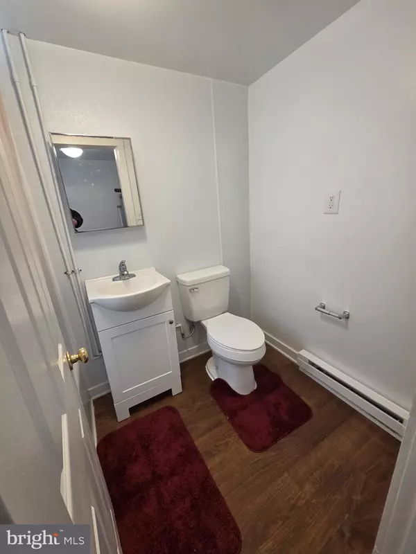 Cambridge, MD 21613,909 PINE ST