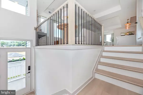 Frederick, MD 21702,722-B IRON FORGE RD