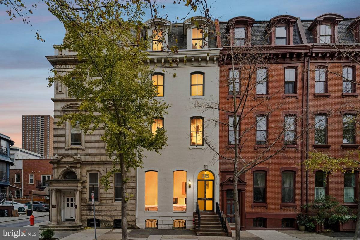 Philadelphia, PA 19103,315 S 17TH ST