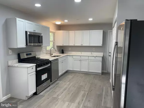 Waldorf, MD 20602,229 GARNER AVE