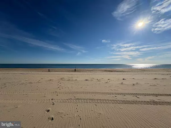 Ocean City, MD 21842,5907 ATLANTIC AVE #403