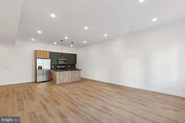 Philadelphia, PA 19122,2138 N 9TH ST #3