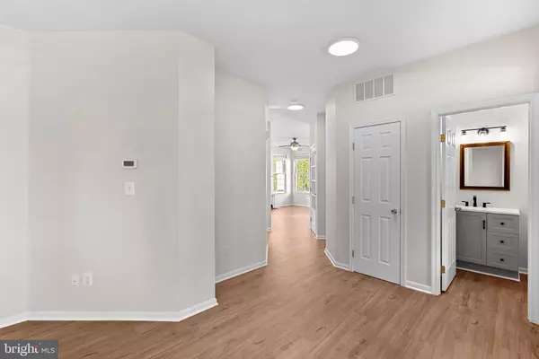 Ashburn, VA 20147,43075 WEATHERWOOD DR