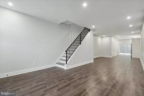 Philadelphia, PA 19125,2358 E YORK ST