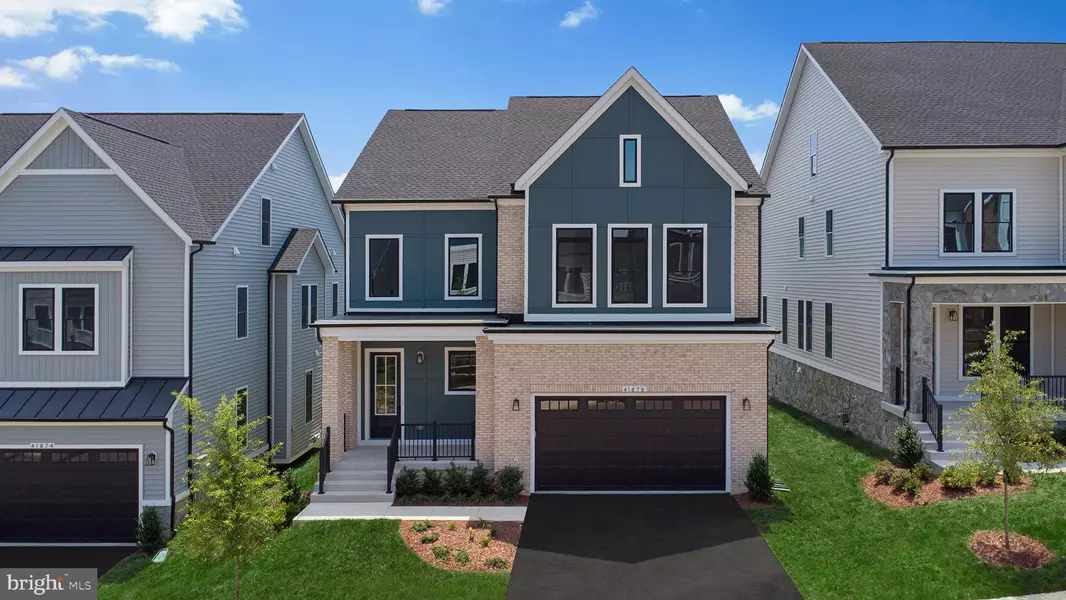 41878 NIGHT NURSE CIR, Brambleton, VA 20148