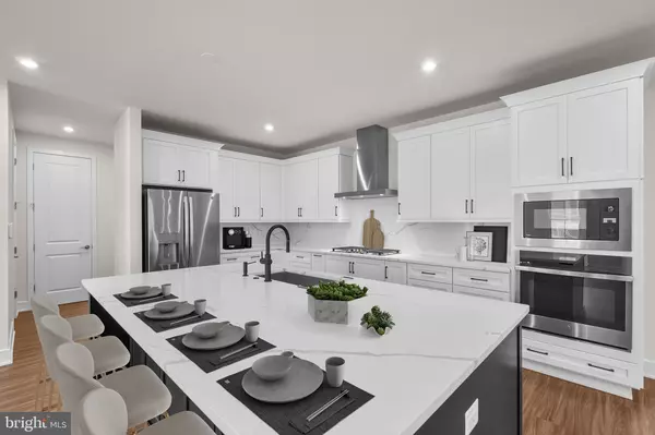 Brambleton, VA 20148,41878 NIGHT NURSE CIR