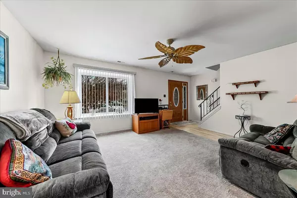 Clementon, NJ 08021,9 ORIOLE PL