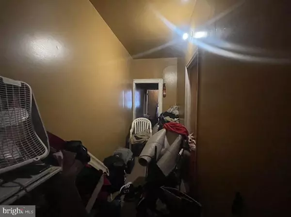 Philadelphia, PA 19133,1042 W INDIANA AVE