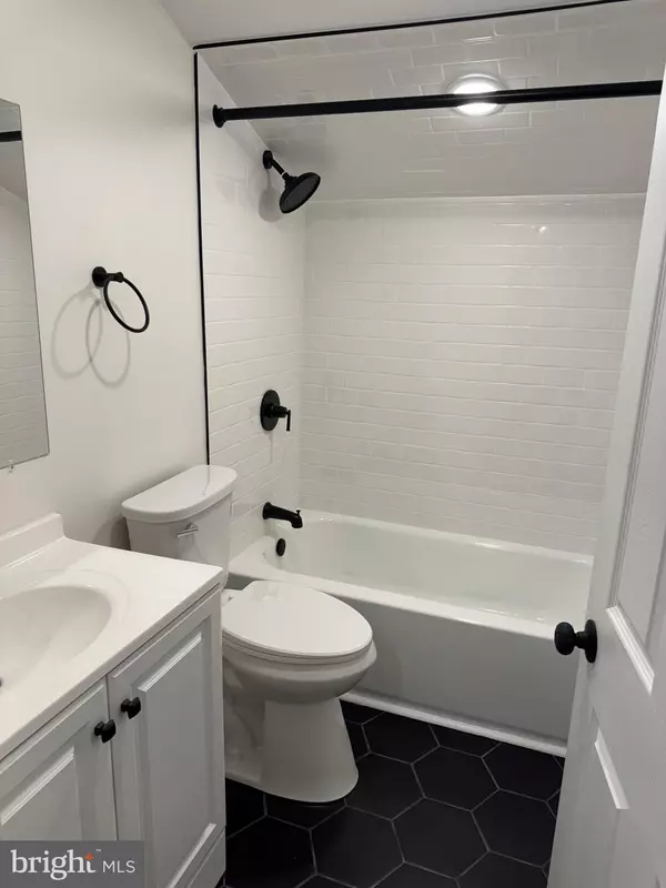 Media, PA 19063,410 E JEFFERSON ST