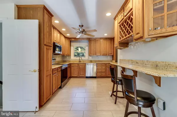 La Plata, MD 20646,7295 SAINT MARYS AVE