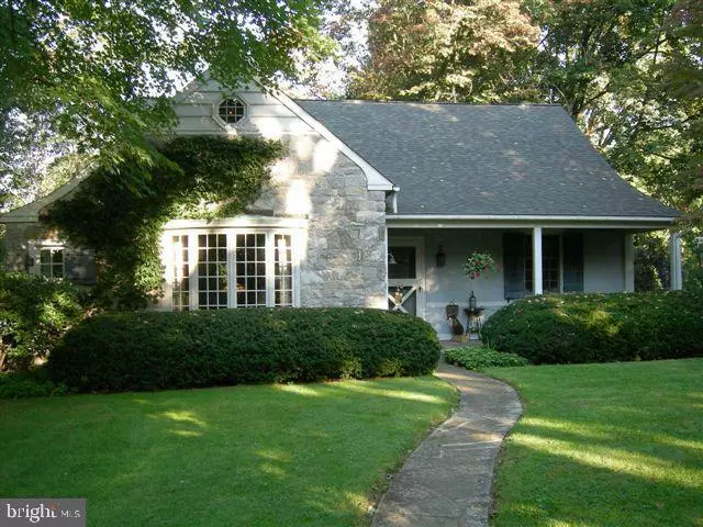 Lancaster, PA 17601,1553 HOLLYWOOD DR