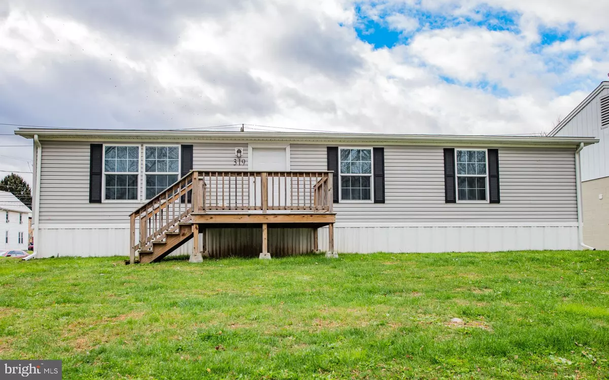 Lock Haven, PA 17745,319 LOGAN STREET