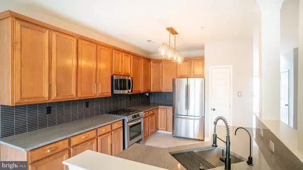 Conshohocken, PA 19428,108 BAREFIELD LN