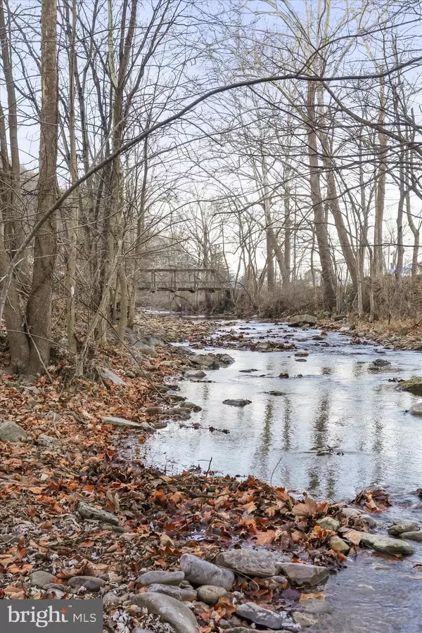 Keyser, WV 26726,25 HELMICK LN