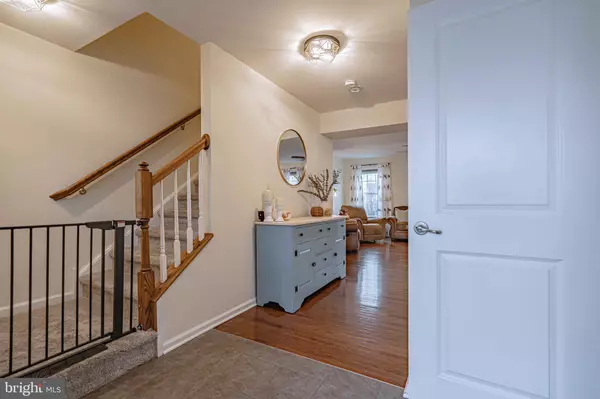 Quakertown, PA 18951,1856 ALAMINGO DR