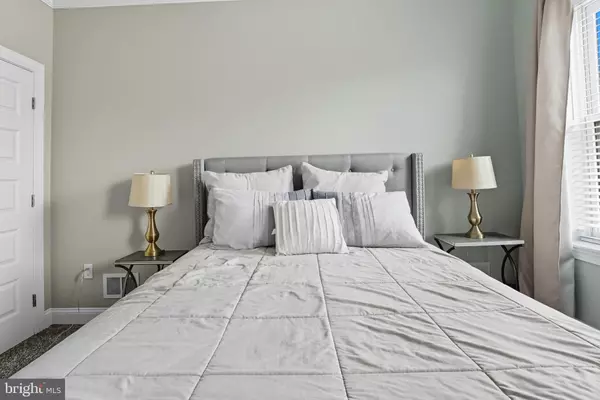 Baltimore, MD 21224,143 N KENWOOD AVE