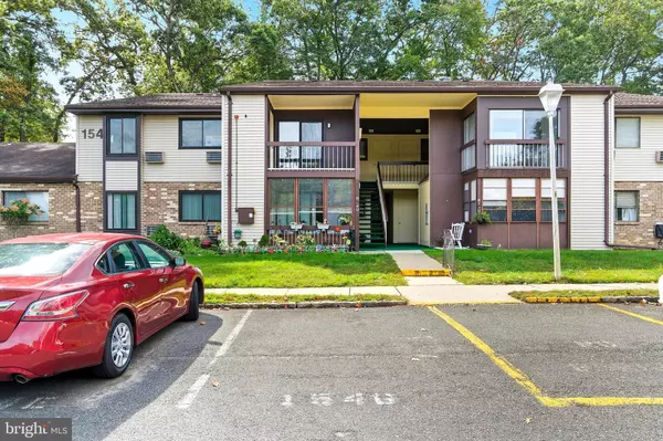 Manalapan, NJ 07726,154 CROSS SLOPE CT #G