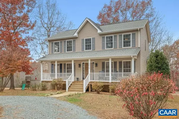 2615 DUCKS LAKE RIDGE RD, Scottsville, VA 24590