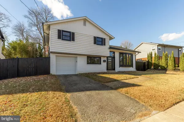 Bethesda, MD 20817,8730 EWING DR