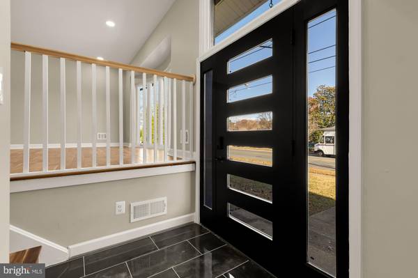 Bethesda, MD 20817,8730 EWING DR