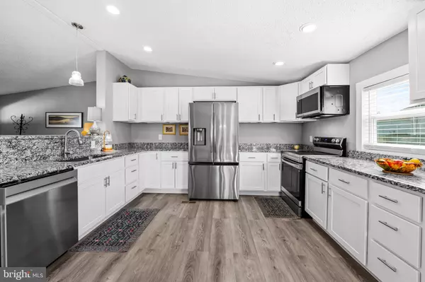 Middle River, MD 21220,11 HAMMOCK TRAIL