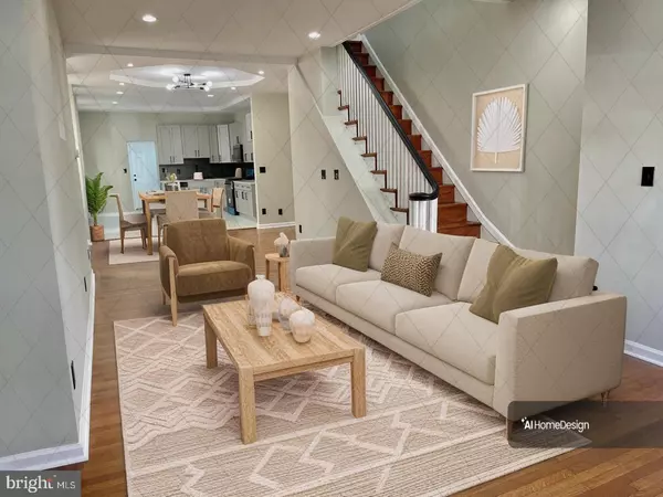 Philadelphia, PA 19120,320 W TABOR RD