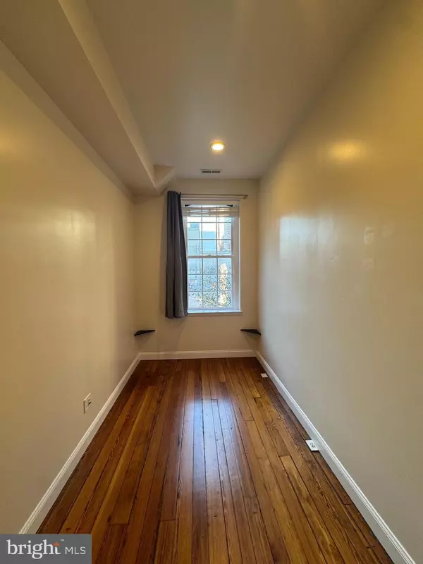 Baltimore, MD 21202,1029 SAINT PAUL ST #3RD FLOOR