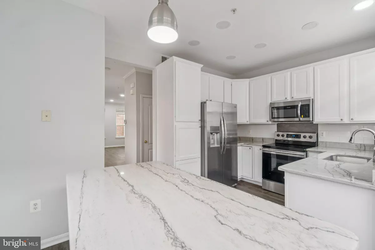 Suitland, MD 20746,5611 HARTFIELD AVE