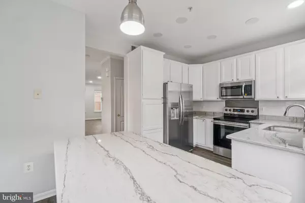 5611 HARTFIELD AVE, Suitland, MD 20746