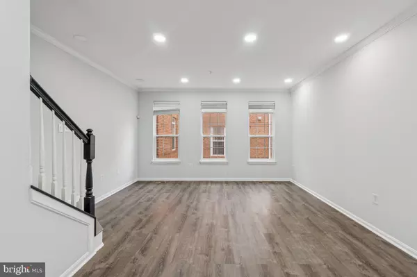 Suitland, MD 20746,5611 HARTFIELD AVE