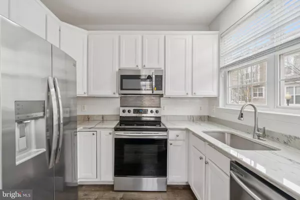 Suitland, MD 20746,5611 HARTFIELD AVE