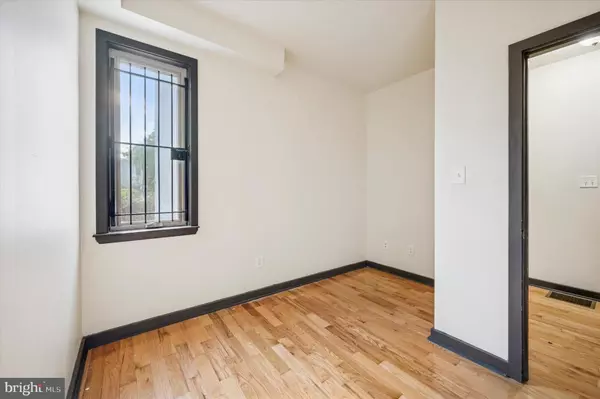 Philadelphia, PA 19121,1812 W MONTGOMERY AVE