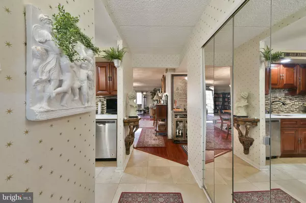 Elkins Park, PA 19027,1005 VALLEY GLEN RD #237