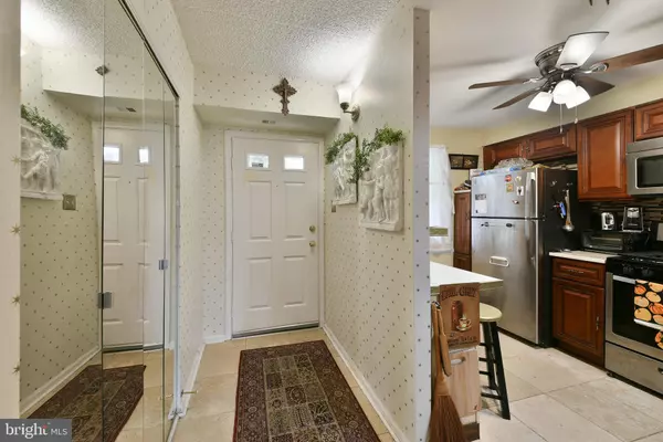 Elkins Park, PA 19027,1005 VALLEY GLEN RD #237