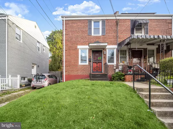 5545 BASS PL SE, Washington, DC 20019