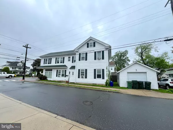Tuckerton, NJ 08087,135 E MAIN ST