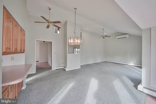 Easton, PA 18042,414 10TH ST