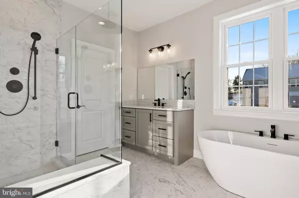 Doylestown, PA 18902,4246 KLEINOT DRIVE