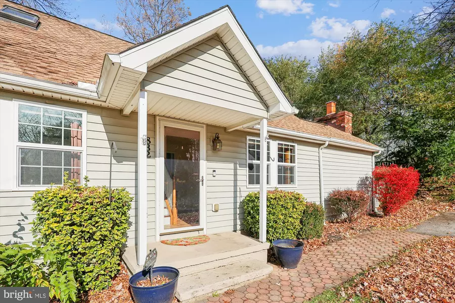 832 CLIFTON AVE, Arnold, MD 21012