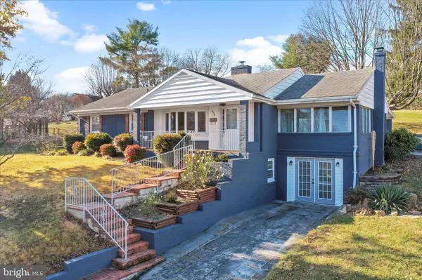 Woodstock, VA 22664,508 MASSANUTTEN HTS