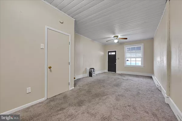 Girardville, PA 17935,365 PRESTON AVE