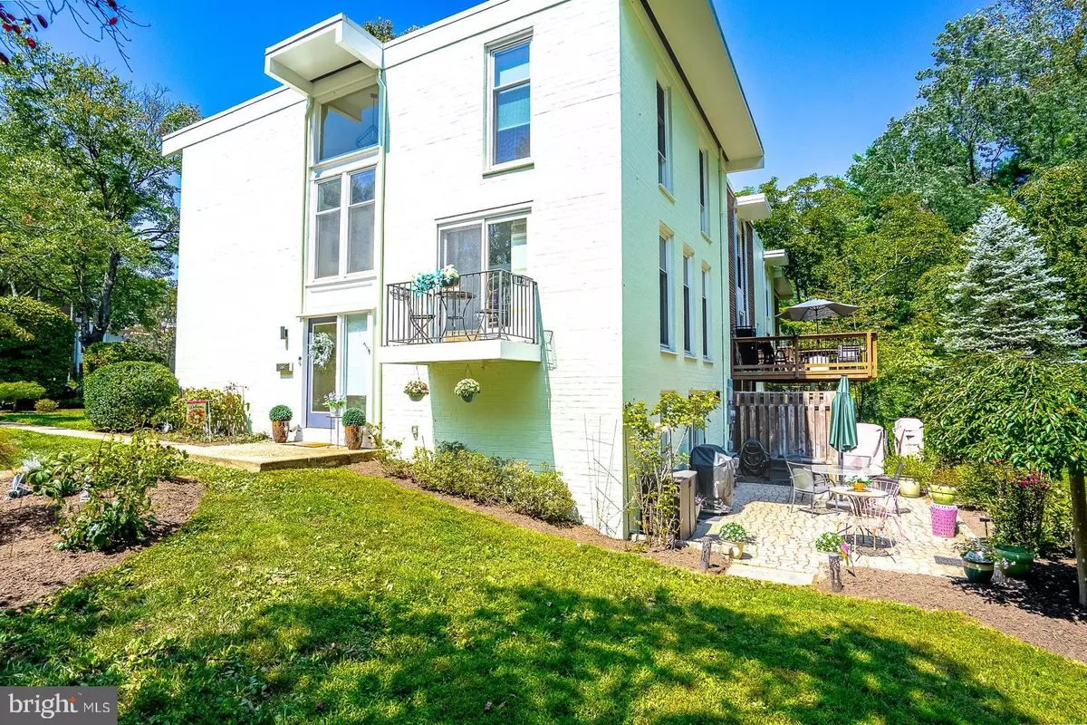 Reston, VA 20190,1640 WAINWRIGHT DR